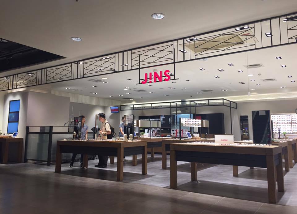 街訪影片涉歧視唐氏症、同志　JINS Taiwan道歉：未經審核、誤上傳