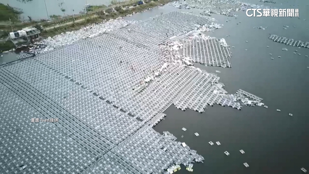 嘉縣滯洪池仍堆滿廢光電板　環長令19日前改善