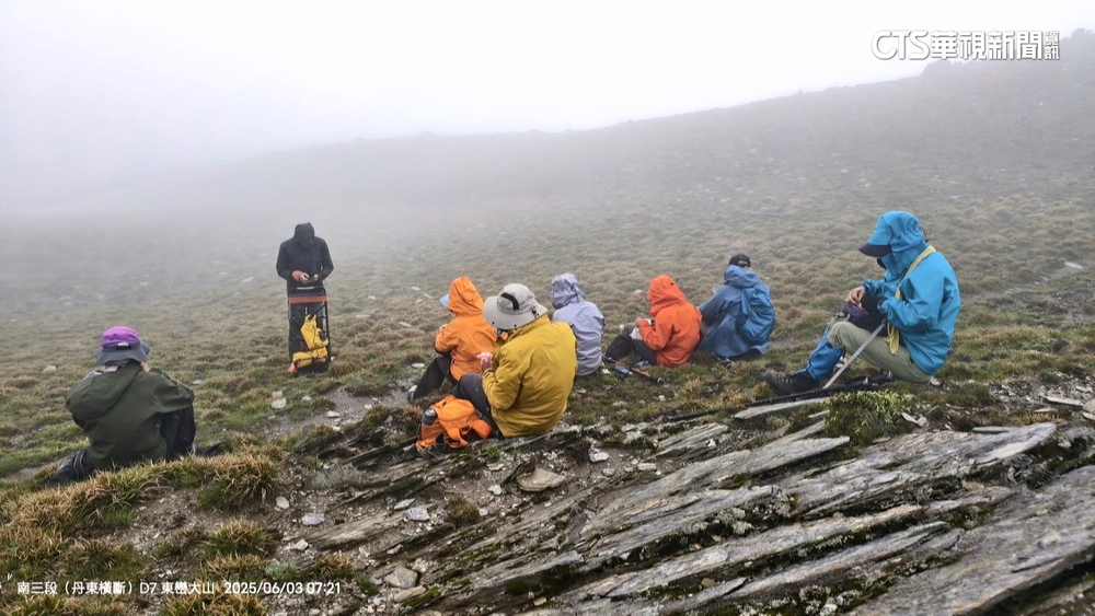 外公及女山友遇難.8歲孫報案　留守人制度遭批「失靈」