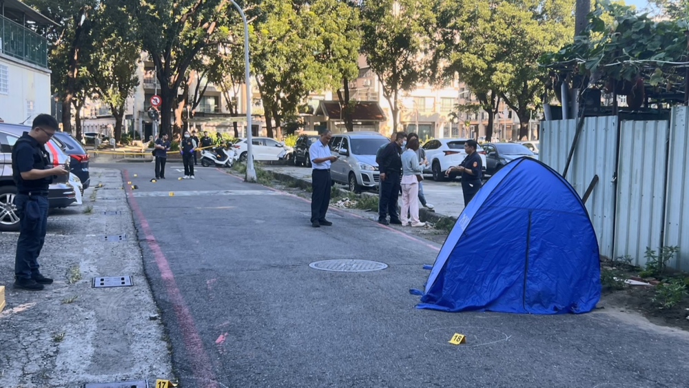 疑債務糾紛　高雄通緝犯出門遛狗遭開12槍身亡