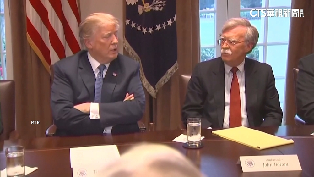 屢次批評川普　前白宮顧問波頓住所遭FBI搜查