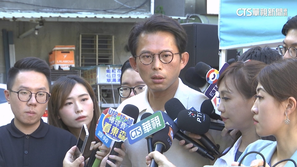 否認嗆記者「白X問題」　黃國昌澄清：我嗆的是網友