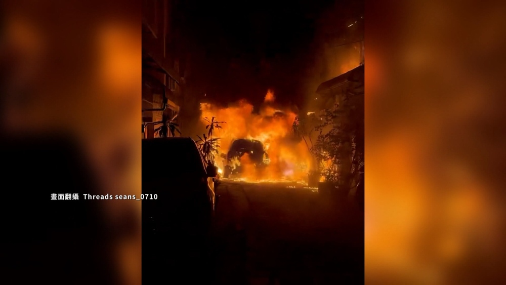 新店「縱火燒車」6旬男抓到了！　稱「心情不好」才犯案