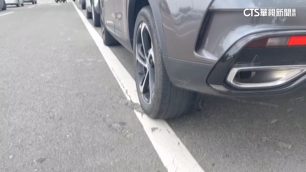 車停白線屢遭檢舉開單　警：車道線非路面邊線