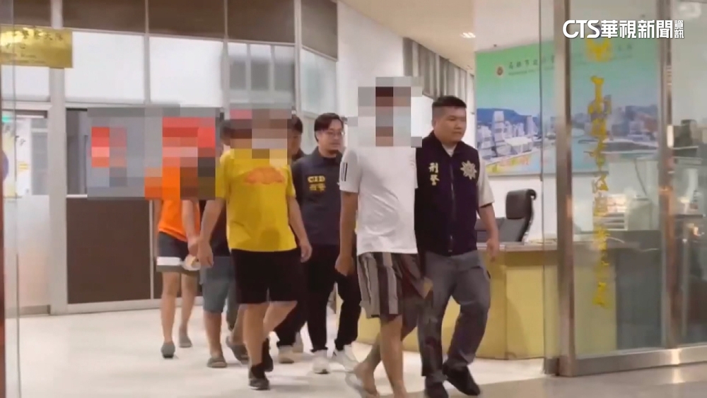 盜採砂石！美濃「大峽谷」20米深　削逾3億.2人收押