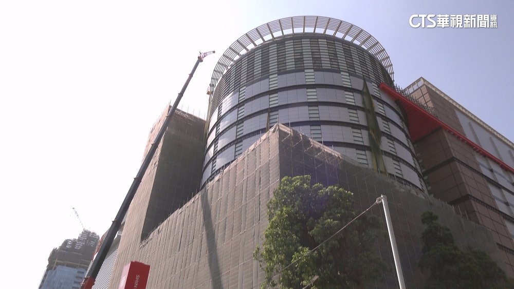 新光三越下月回歸　憂車潮塞爆重演！交通局祭「禁排令」