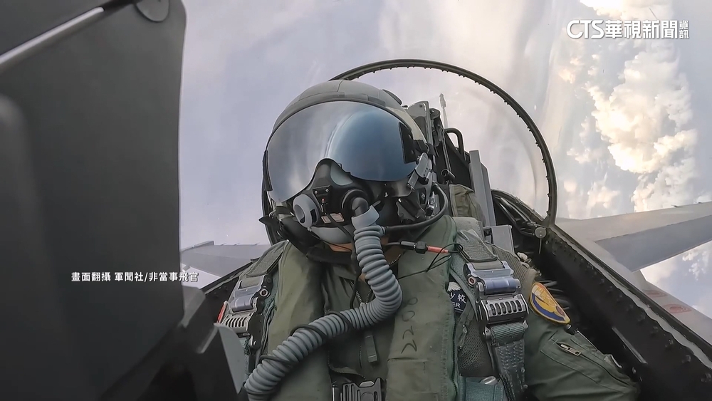 唇槍舌戰！疑我飛官嗆共軍「做共產黨奴隸」火藥味爆表