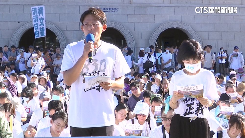 評黃國昌6作為「以小搏大、邁向成功」　　苦苓：我真的很佩服