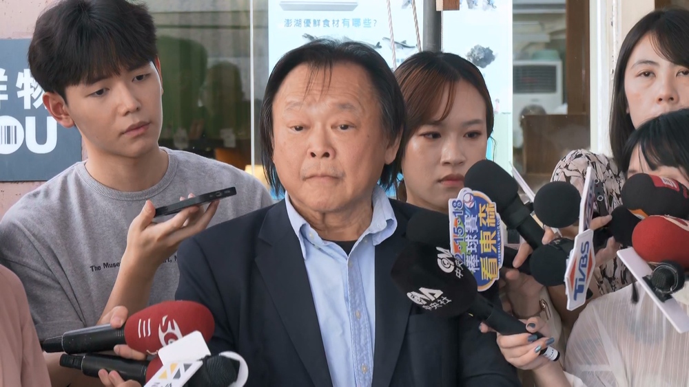 讚蔡英文3辭黨主席「非常灑脫」　王世堅批柯建銘：用任期拖延不負責任