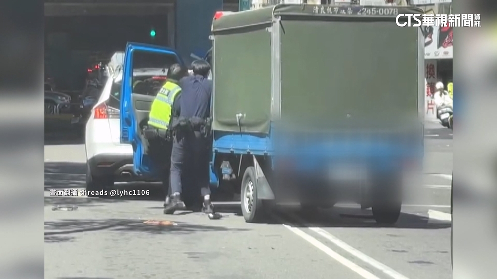 開車睡路中遭攔查　攜毒男踩油門想逃險衝撞警