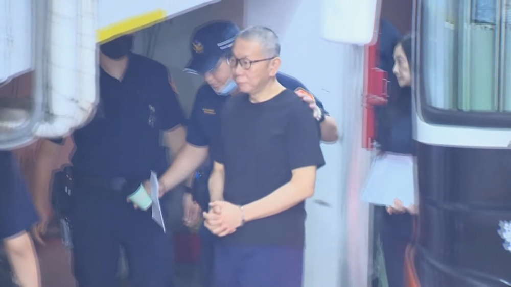 柯文哲點頭了！　同意由陳佩琪辦理交保