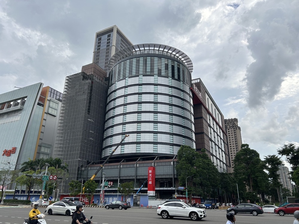 新光三越9/10起分層分批進貨　預計9/25完成全館各樓層進貨