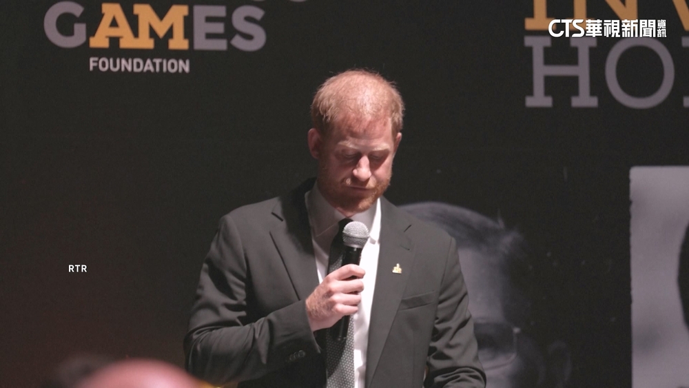 闊別19個月　英國哈利王子與父王查爾斯三世見面