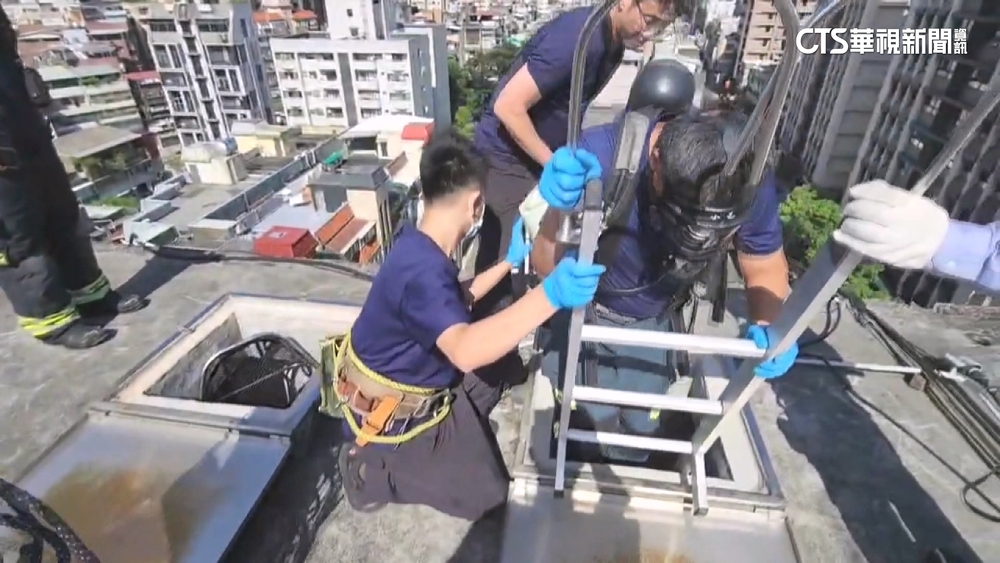 水塔浮屍身分確認　工人疑爬入大樓偷竊跌落溺斃