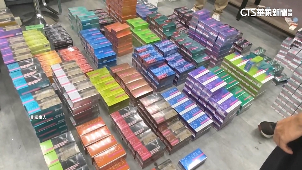 收賄大開「公務門」！　航警護航母女檔走私大量加熱菸