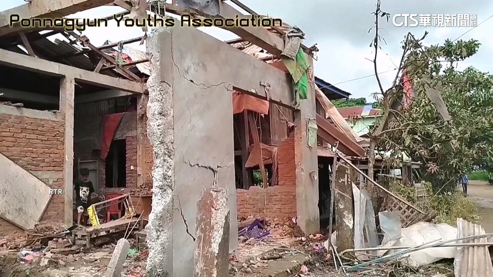 緬甸軍政府空襲2學校　19名學生睡夢中被炸死