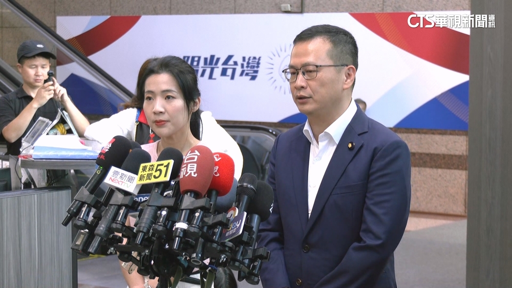 藍主席改選今開跑　鄭麗文.羅智強.張亞中率先領表