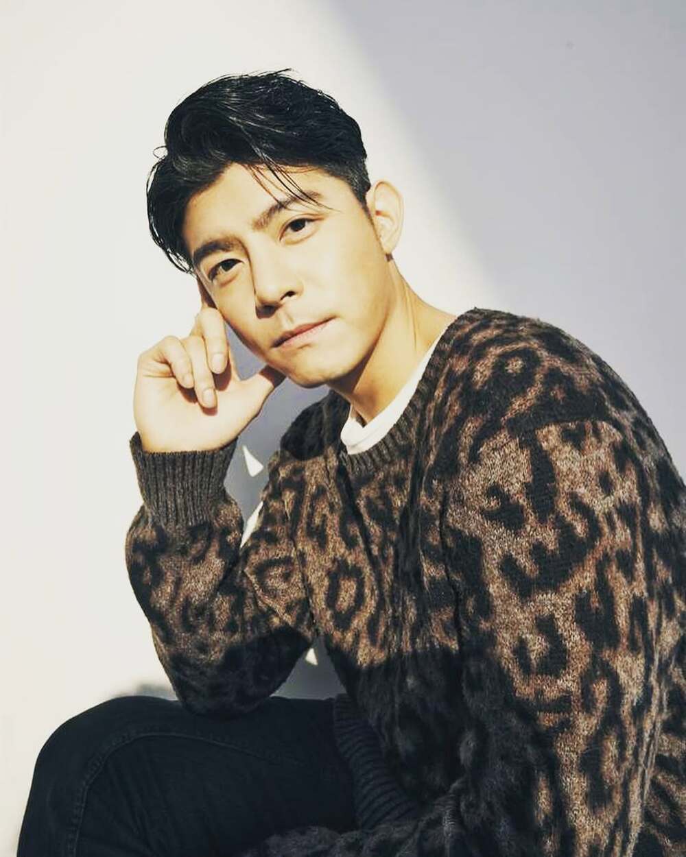 斷了與謝欣穎4年情！遭爆料曾大吵到「互潑飲料」　王柏傑發聲了