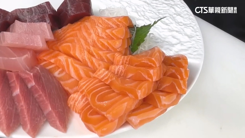 讚北海道生魚片「6片不用NT150」　網友挺：東港大勝