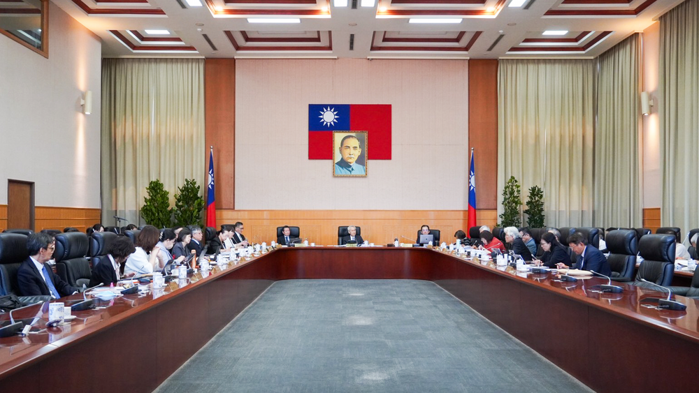 考試院通過公務員增身心調適假3日　10/10開始施行、機關不得拒絕