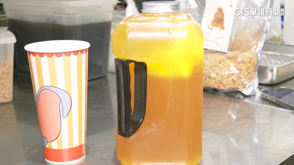 手搖飲推「大瓶裝」商品　「一瓶抵多杯」商機崛起