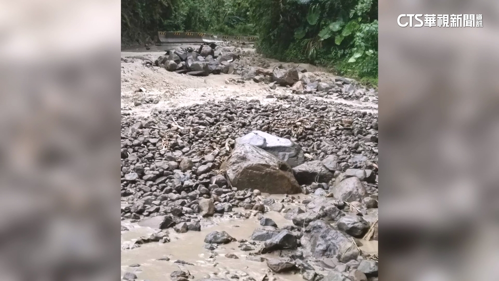 山區豪雨落石不斷！　嘉義縣道159甲線.嘉129鄉道緊急封閉