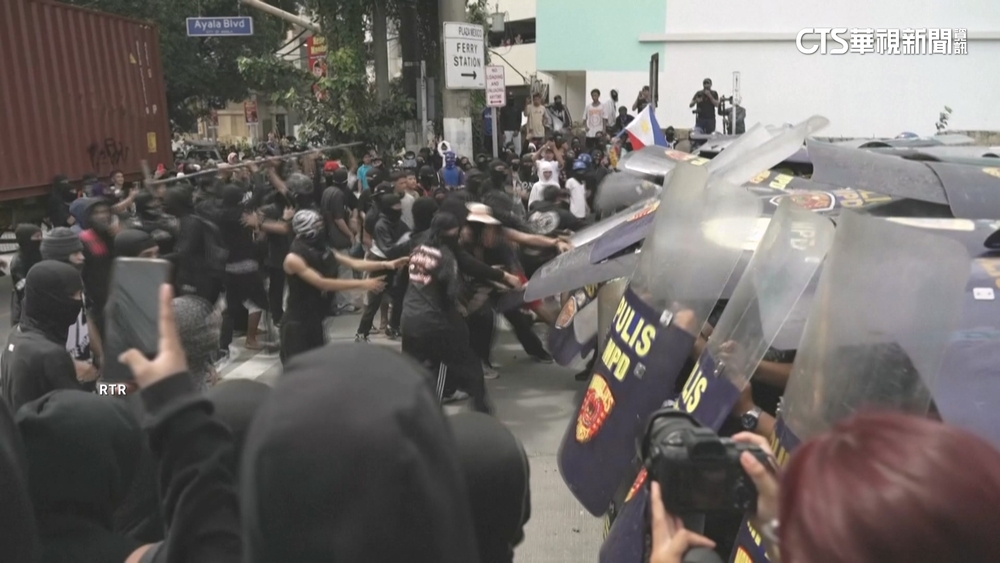 菲律賓防洪工程爆貪污　民眾激憤上街抗議