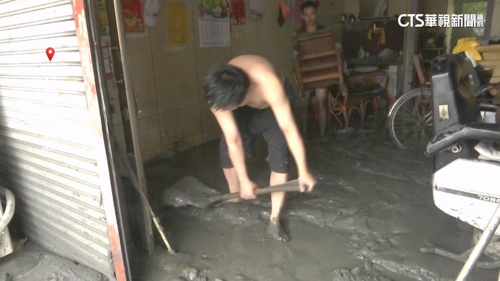 溢流致災！　姊弟連夜趕回光復救家人　見鄰居受困伸援手