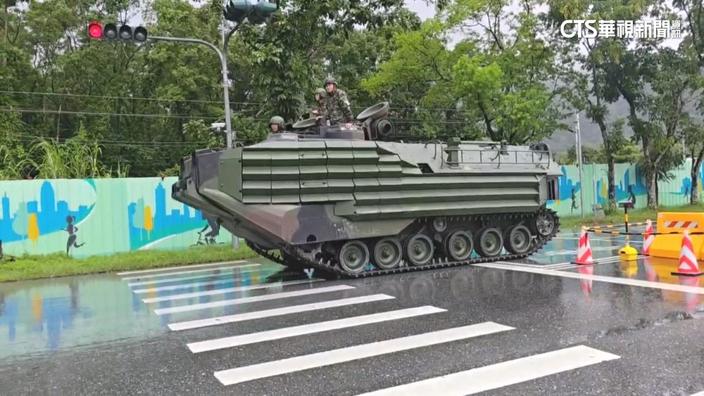 趕赴花蓮光復！　國軍.北市府出動大機具助清淤