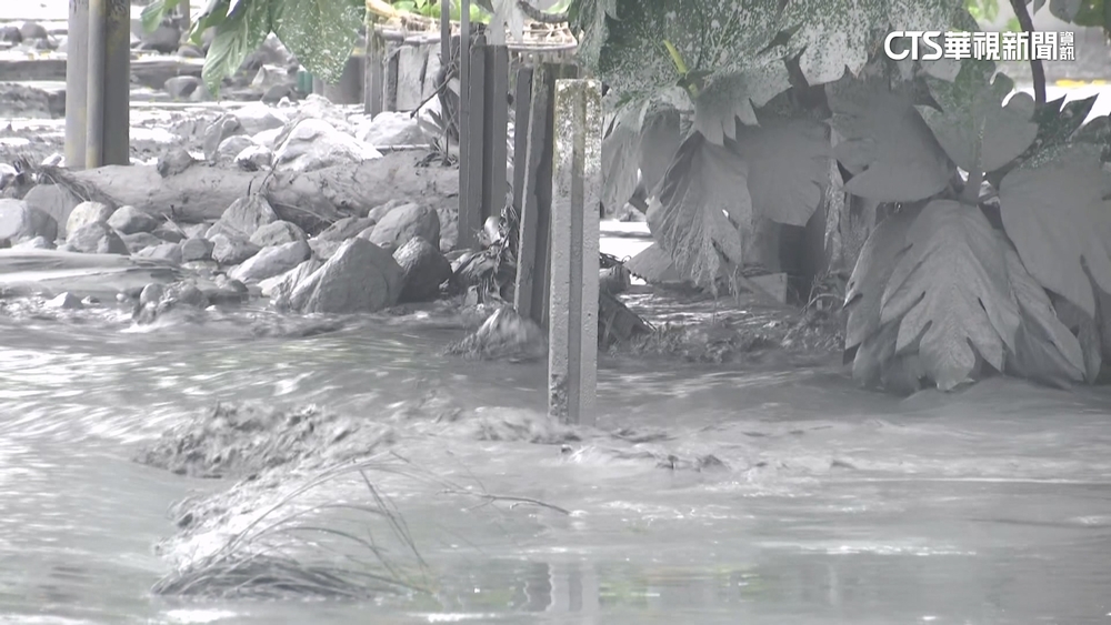 喜事變喪事...月初才寄喜帖　罹難婦人兒：人禍多於天災