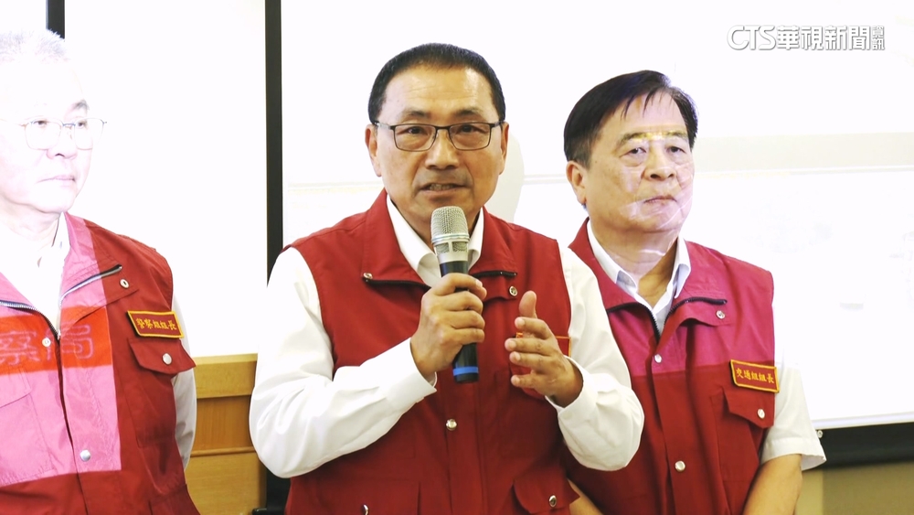 連續三週連假起跑！　侯友宜現身交控中心　監督路況