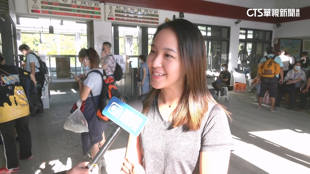 鏟子超人持續抵達！　連假結束Day1　光復車站仍湧救災人潮