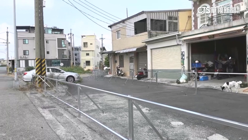 百坪土地待售！　鐵欄杆封路居民出入受阻　公所：持續協調
