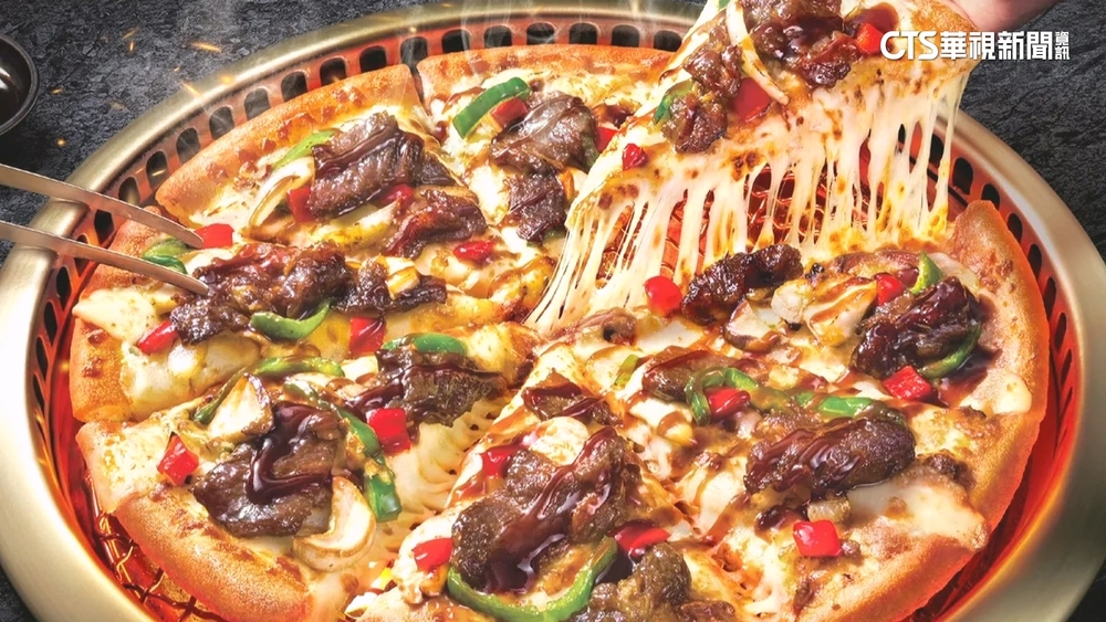3大披薩業者搶連假商機　買1送2.中秋口味半價