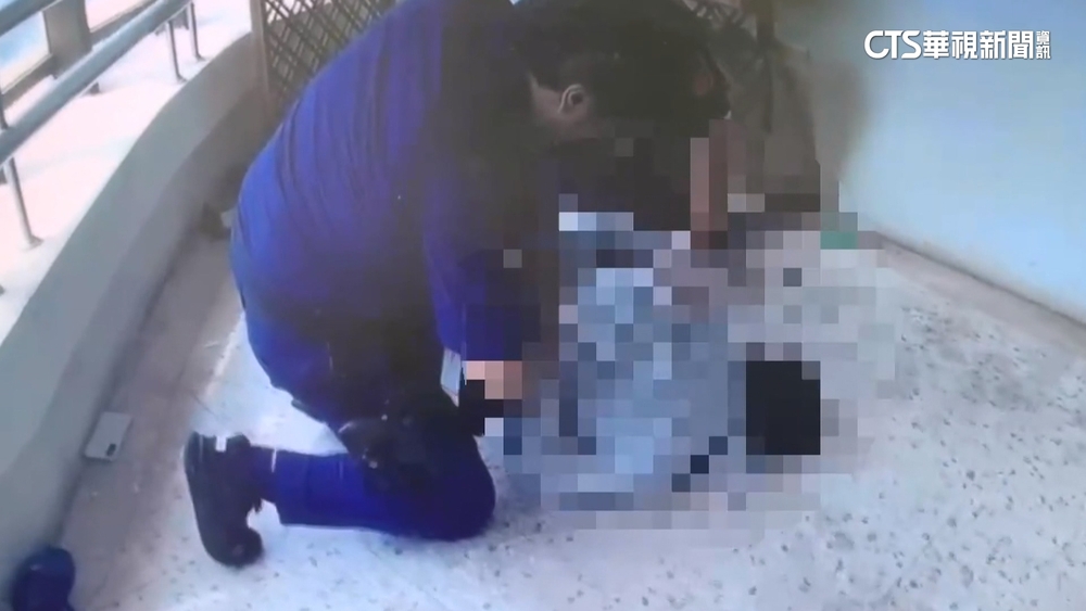 勞工局諮詢爆衝突　男鬧場持鋼筆襲警遭逮