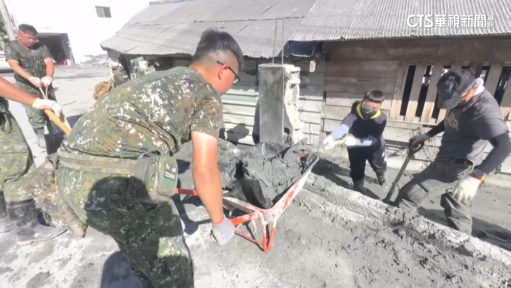 季連成：家戶清淤率100%　續拚秋節前完成街道整理