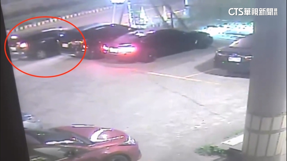 離奇竊車！陌生男突「開門上車」開走　孕婦嚇壞被丟包