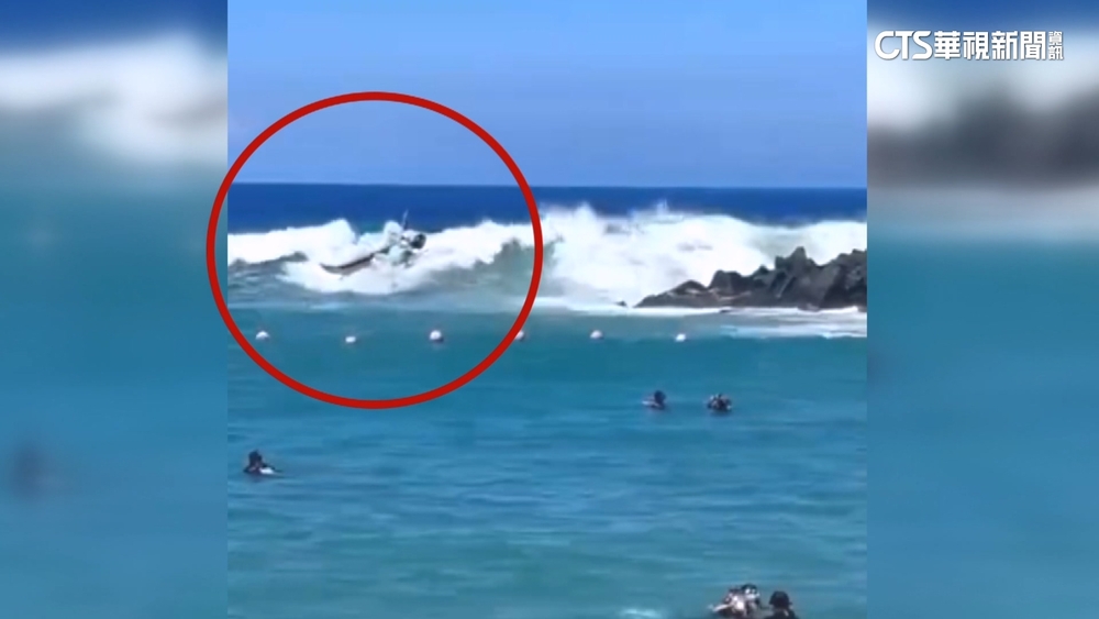 小琉球「掀3.5公尺浪」打翻漁船　51歲漁民落水不治