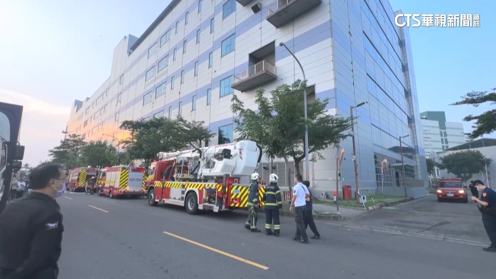 高雄前鎮工廠清晨火警　疑粉末燃燒員工急疏散