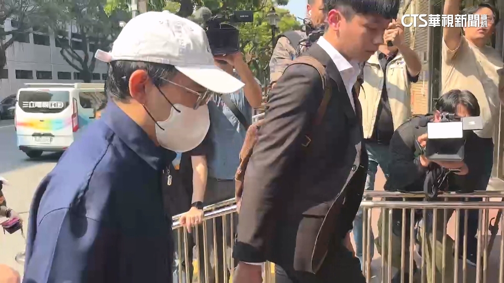 開車擦撞女騎士涉肇逃！　黃子佼發聲明：並非知情而肇事逃逸