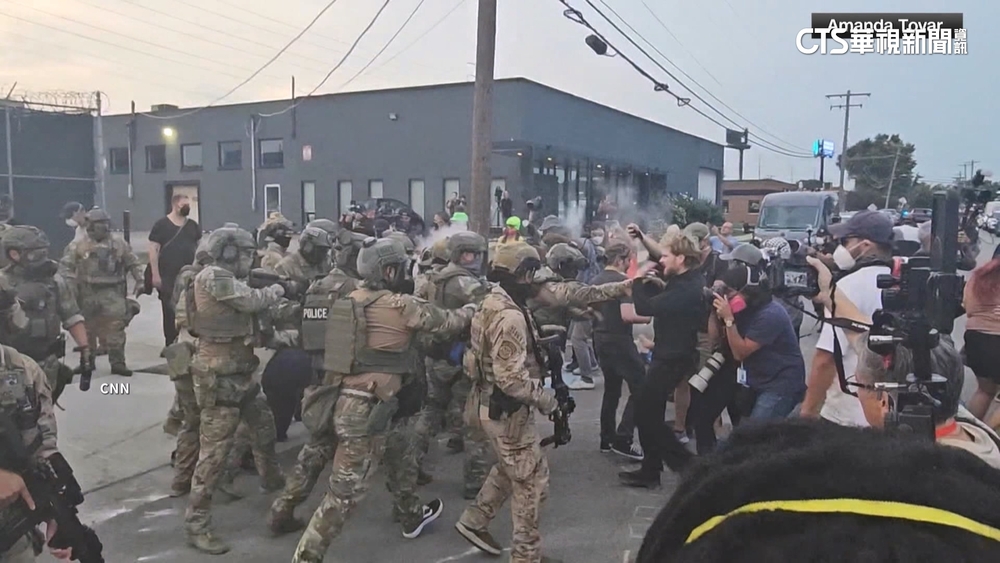 芝加哥強硬掃蕩非法移民！　州長.市長上訴　川普反嗆失職