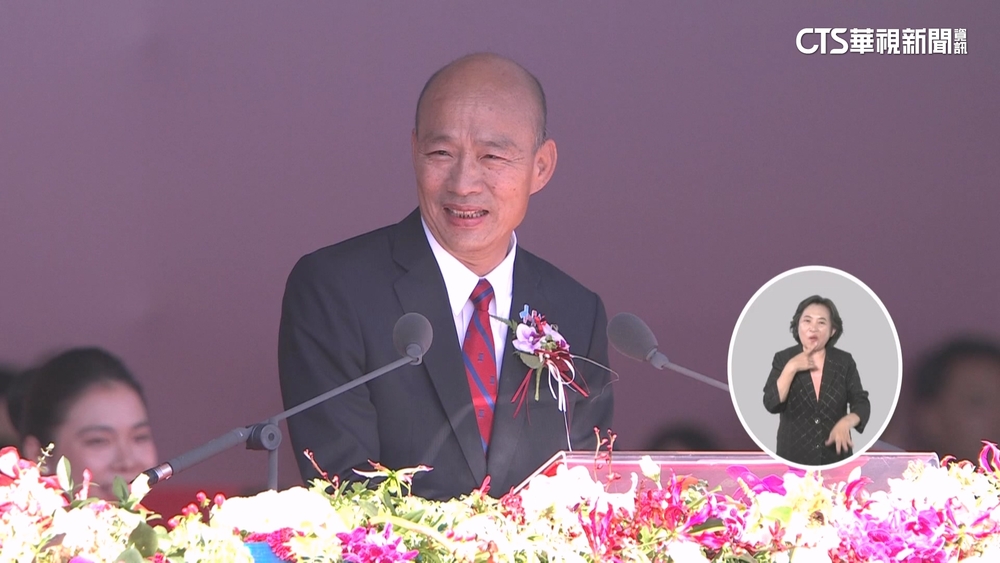 國慶開金嗓！韓唱費玉清「國恩家慶」　向鏟子超人致敬意