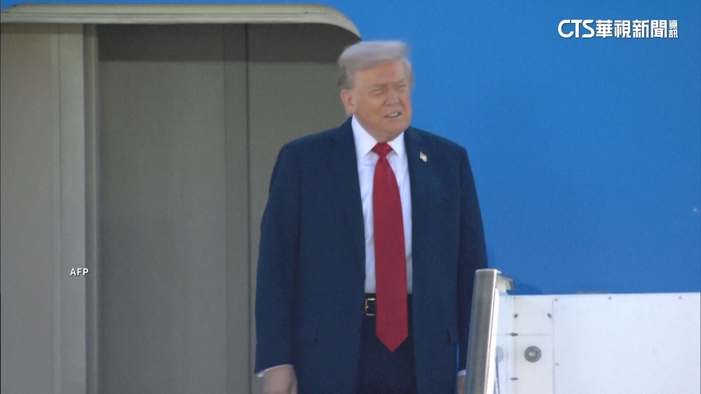 川普抵達以色列！　納坦雅胡偕妻率官員迎接