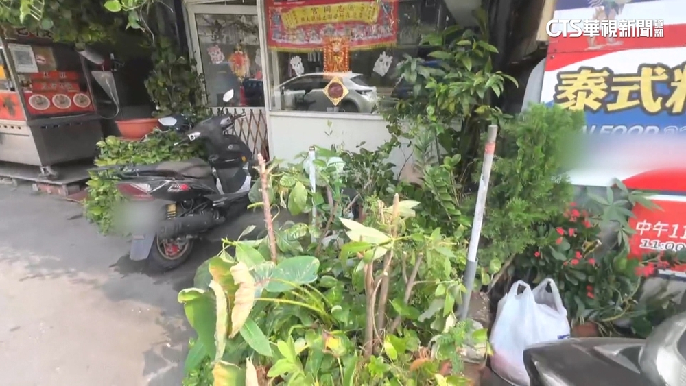 澆花澆出火氣！　麵線攤闆嗆「拿命配」遭報警