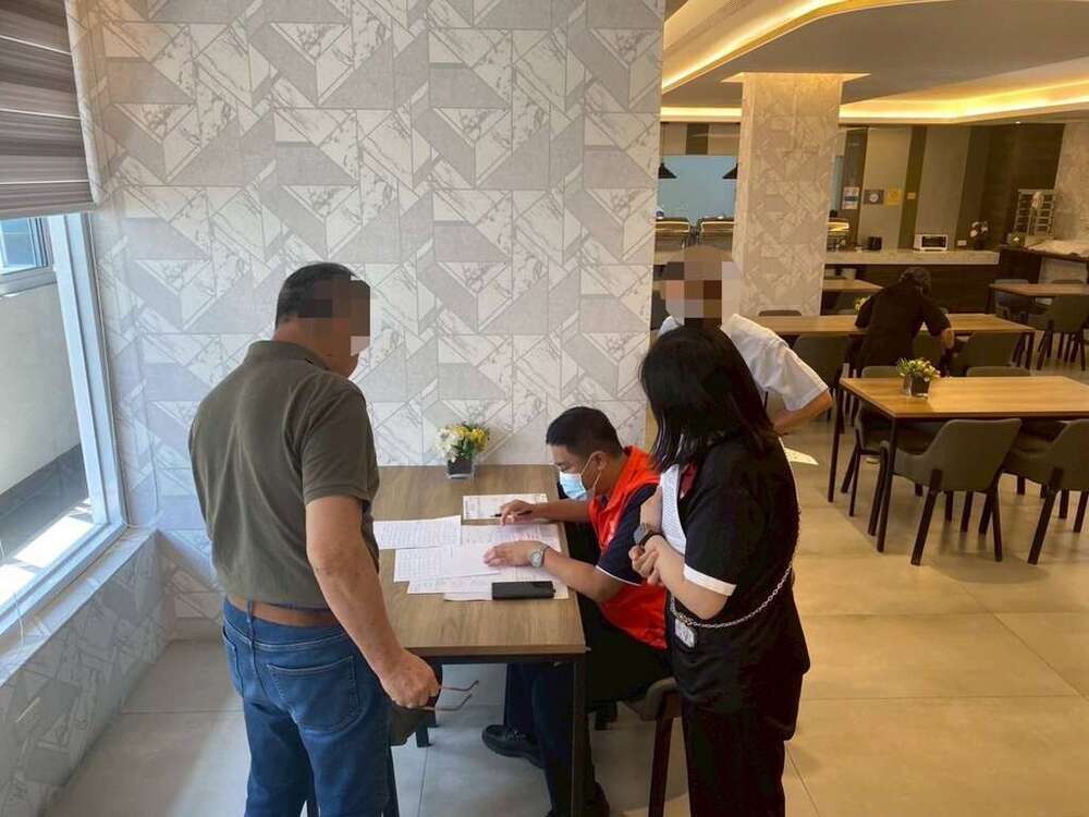 BLACKPINK高雄開唱吸引10萬人　3家旅宿違規漲價遭開罰