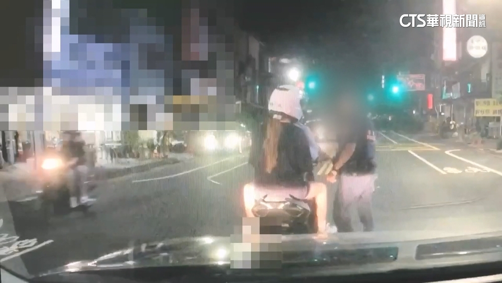 執法過當？　騎士控攔查遭拔車鑰匙　警：未開大燈