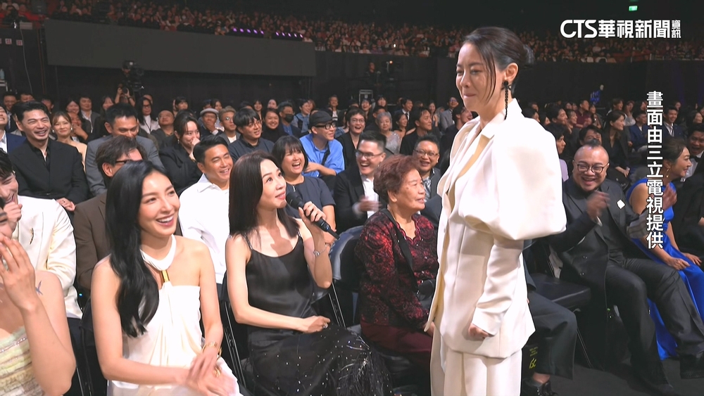 曾寶儀9分鐘獨白致敬　與謝盈萱一搭一唱有笑果