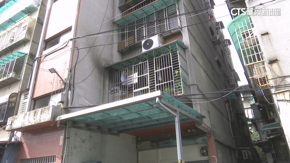 蘆洲民宅火！消防緊急疏散19人　疑2樓住戶縱火