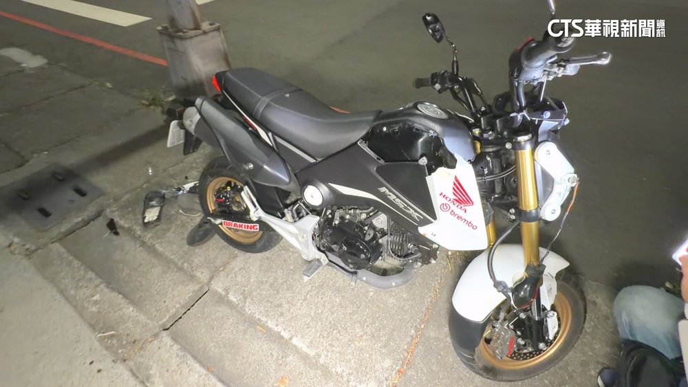 清晨過馬路遭機車猛撞　二手車行老闆傷重不治