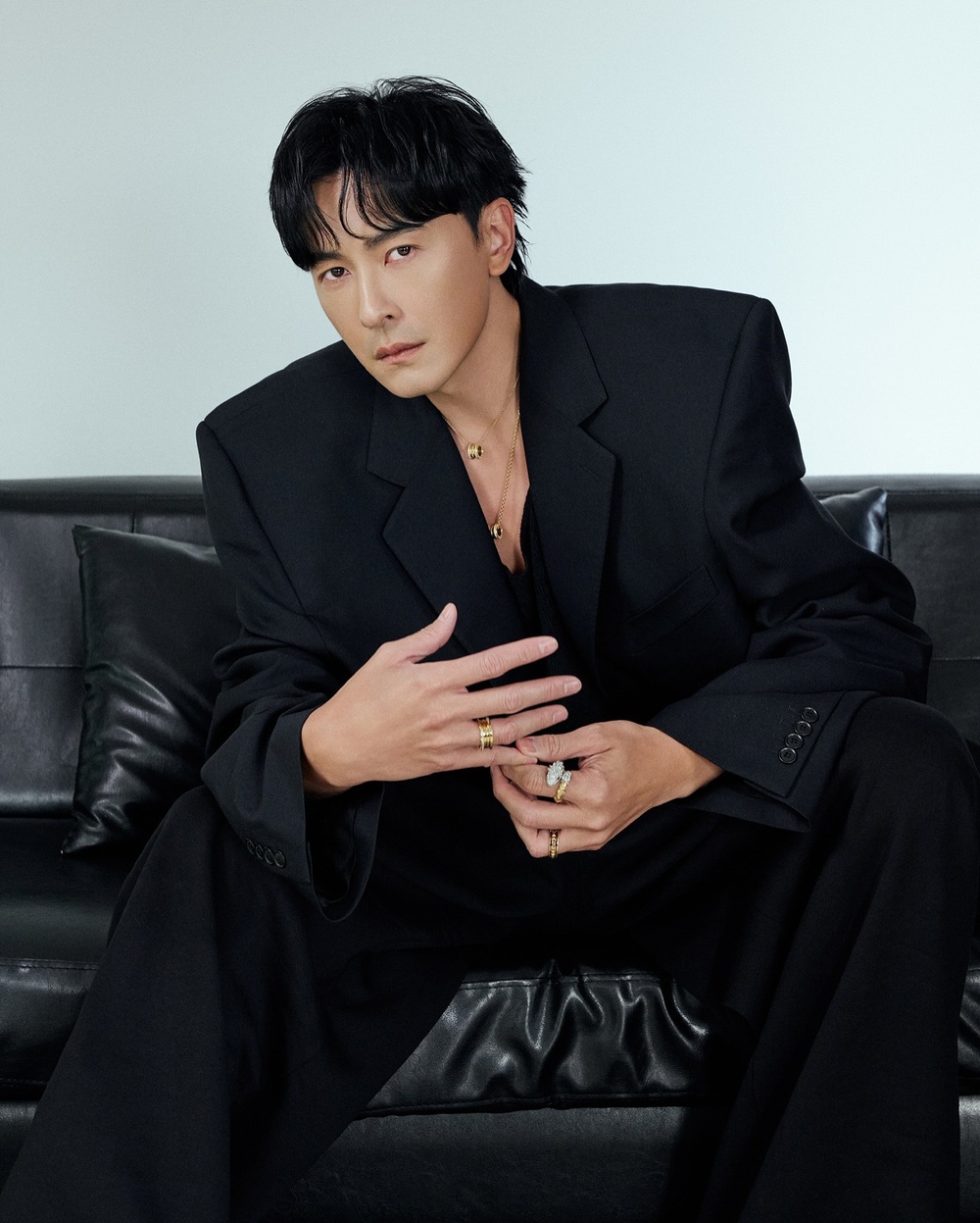 1男星不閃兵「服役帥照」曝光　網讚爆：穿制服也超帥